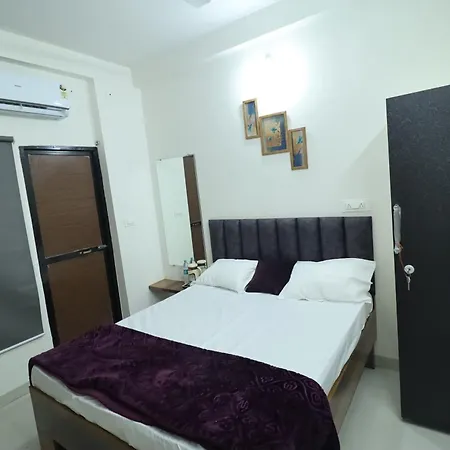 Ujjain Sparsh Stay Exterior photo