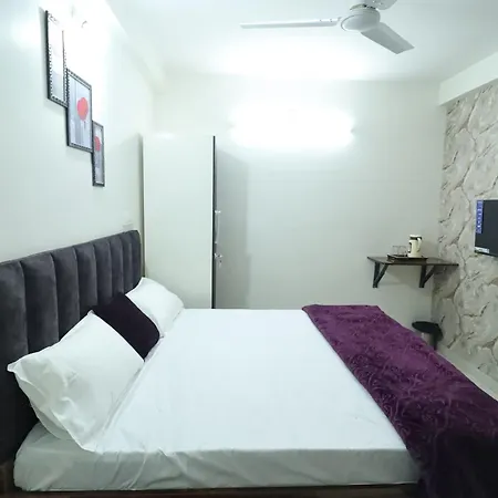 Ujjain Sparsh Stay Exterior photo
